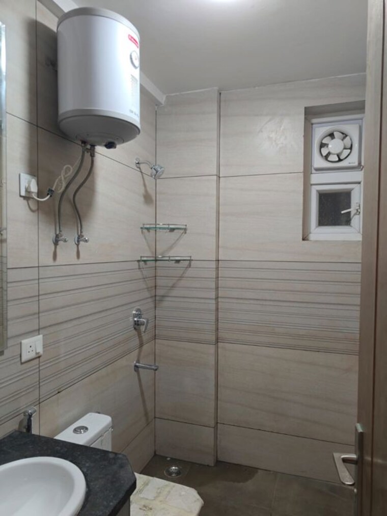 Bathroom, godrej-icon 3 Bedroom 1650 Sq.Ft. Apartment In Sector 88a Gurgaon 10163599