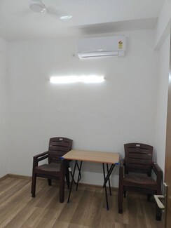 3 BHK + Study Room,Extra Room Apartment For Rent in Godrej Icon