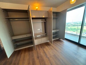 Room in 3 BHK Apartment at Krisumi Waterfall Residences, Sector 36a – for Rent