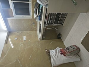 Master Bedroom in 1 BHK Apartment at Kurla East – for Rent