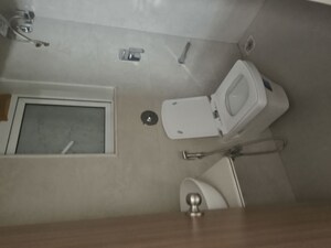 Bathroom in 1 BHK Apartment at Kurla East – for Rent