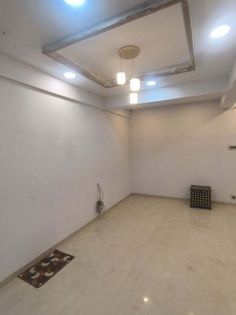 Room, dhamani road 3 Bedroom 1300 Sq.Ft. Apartment In Dhamani Road Sangli 10163611