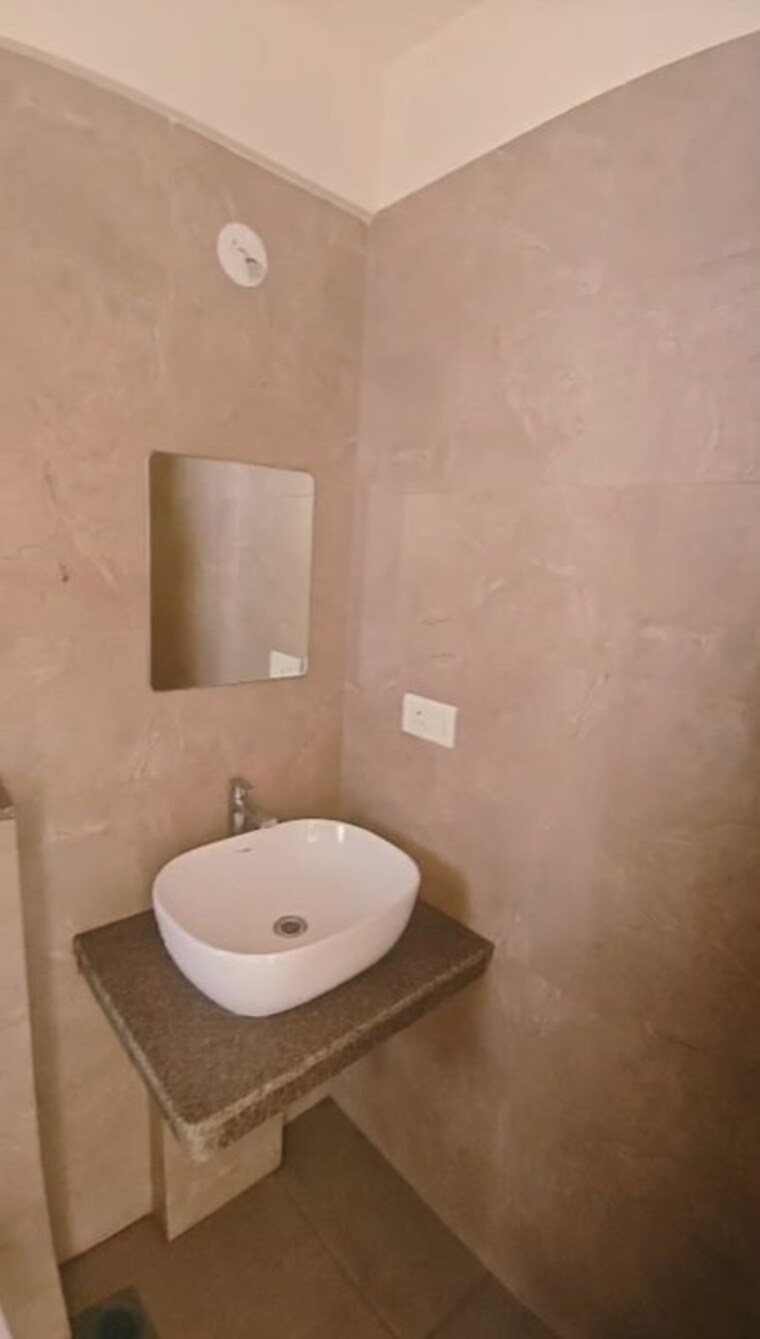 Bathroom, godrej-nest-kandivali 1 Bedroom 610 Sq.Ft. Apartment In Kandivali East Mumbai 10163584