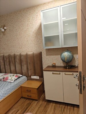 Furnished Amenities in 3 BHK Apartment at Sheth Vasant Galaxy, Goregaon West – for Rent