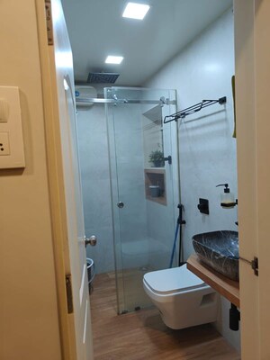 Master Bedroom in 3 BHK Apartment at Sheth Vasant Galaxy, Goregaon West – for Rent