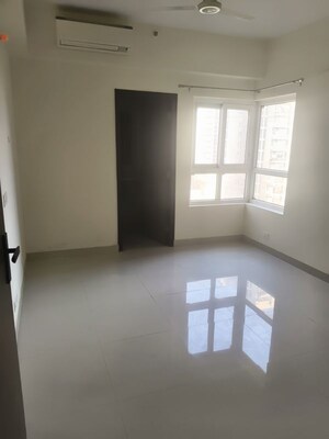 Room in 3 BHK Apartment at Shapoorji Pallonji Joyville Phase 2, Sector 102 – for Rent