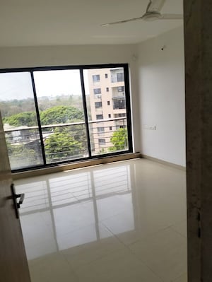 Room in 2 BHK Apartment at Chaphalkar Elina Living, Mohammadwadi – for Rent