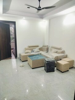 2 BHK + Pooja Room Builder Floor For Rent in Sector 27