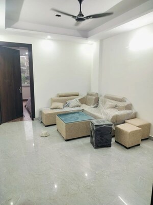 2 BHK Builder Floor For Rent in Sector 27