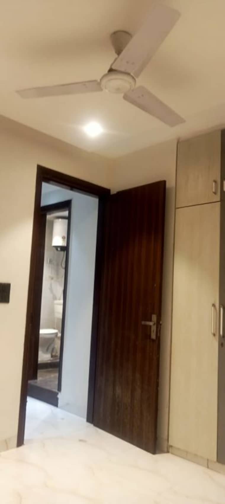 Room, khirki extension 1 Bedroom 500 Sq.Ft. Builder Floor In Khirki Extension Delhi 10163631