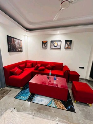 Bedroom in 1 BHK Apartment at Chattarpur – for Rent