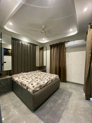 Bedroom in 1 BHK Apartment at Chattarpur – for Rent
