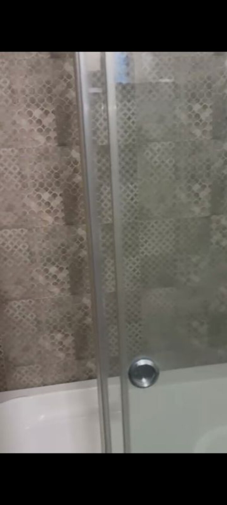 Bathroom, shalimar-one-world-belvedere-court-3 2.5 Bedroom 1650 Sq.Ft. Apartment In Gomti Nagar Lucknow 10163772