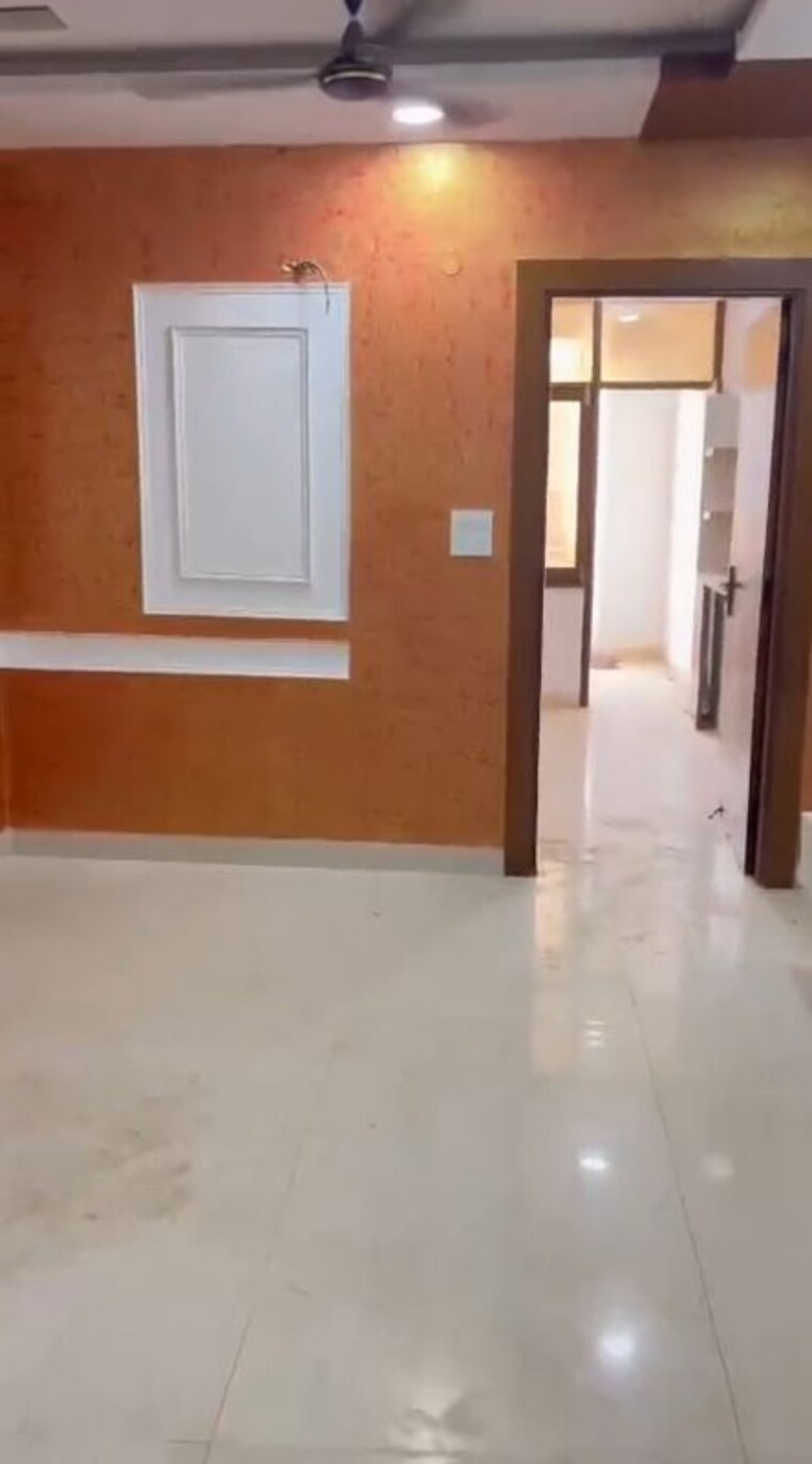 Room, happy-home-noida 2 Bedroom 750 Sq.Ft. Builder Floor In Sector 73 Noida 10163773