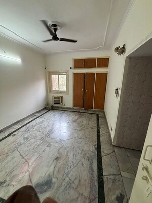 Kitchen in 3.5 BHK Apartment at Shatabdi Vihar Sector-61, Sector 61 – for Rent