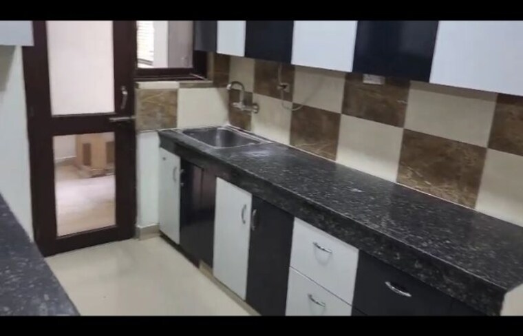 Kitchen, vasu-fortune-residency 4 Bedroom 1850 Sq.Ft. Apartment In Raj Nagar Extension Ghaziabad 10163785