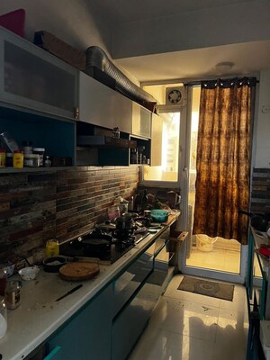 Kitchen in 4 BHK Apartment at Parsvnath Srishti, Sector 93 – for Rent