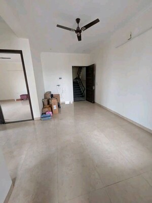 Room in 3 BHK Apartment at Chattarpur – for Rent