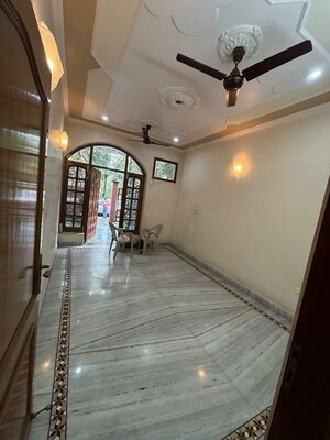 3.5 BHK Builder Floor For Rent in RWA Apartments Sector 53, Sector 53