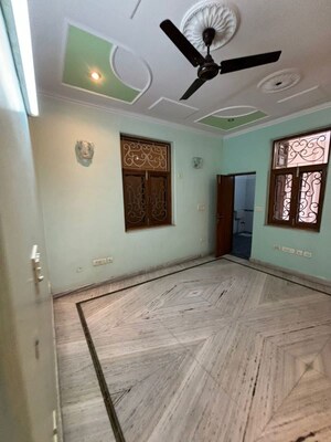 Bedroom in 3.5 BHK Builder Floor at RWA Apartments Sector 53, Sector 53 – for Rent