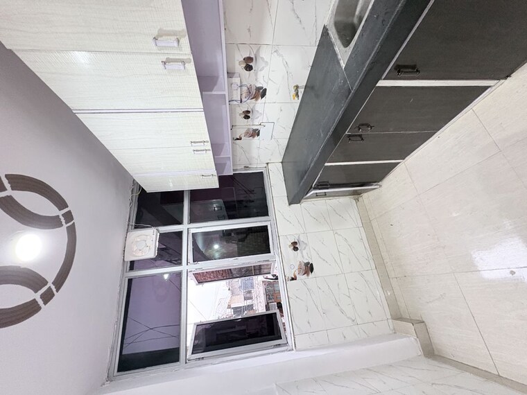 Balcony, khirki extension 1 Bedroom 50 Sq.Yd. Builder Floor In Khirki Extension Delhi 10163798