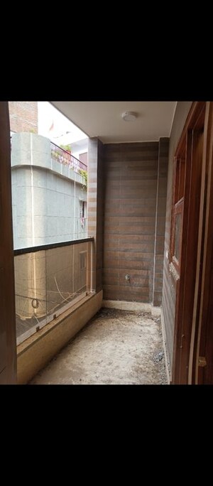 Balcony in 2 BHK Builder Floor at Shastri Nagar – for Rent