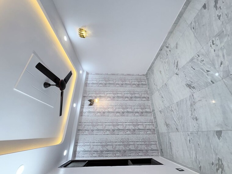 Bedroom, khirki extension 3 Bedroom 100 Sq.Yd. Builder Floor In Khirki Extension Delhi 10163821