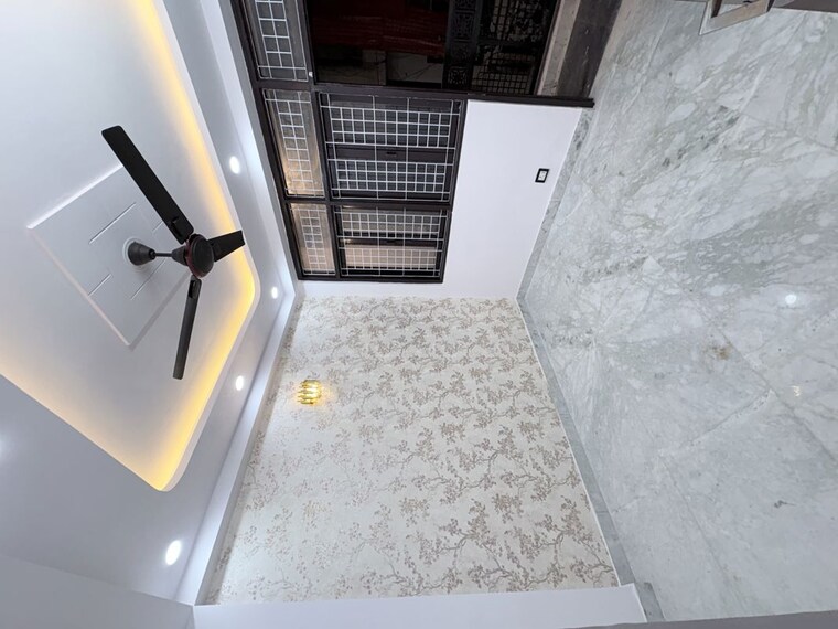 Bedroom, khirki extension 3 Bedroom 100 Sq.Yd. Builder Floor In Khirki Extension Delhi 10163821