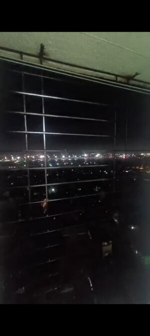 Furnished Amenities in 3 BHK Apartment at Vakola – for Rent