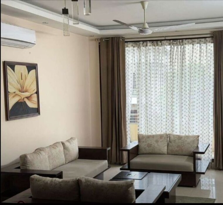 Living Room, sector 21 4 Bedroom 3000 Sq.Ft. Builder Floor In Sector 21 Chandigarh 10163859