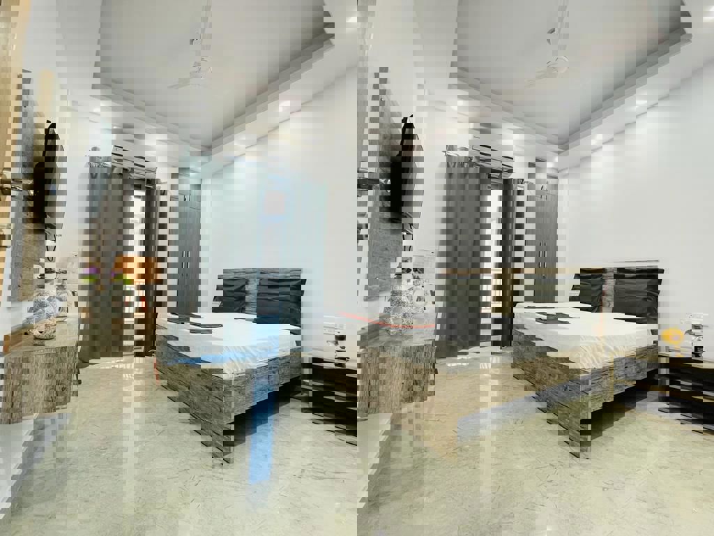 1 BHK 900 Sq.Ft. Builder Floor in Global Foyer