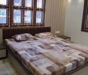  Pg For Rent in Vineet Khand