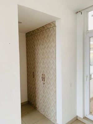 Bathroom in 4 BHK Apartment at SS The Leaf, Sector 85 – for Rent