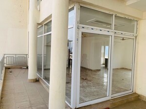Building Lobby in 4 BHK Apartment at SS The Leaf, Sector 85 – for Rent