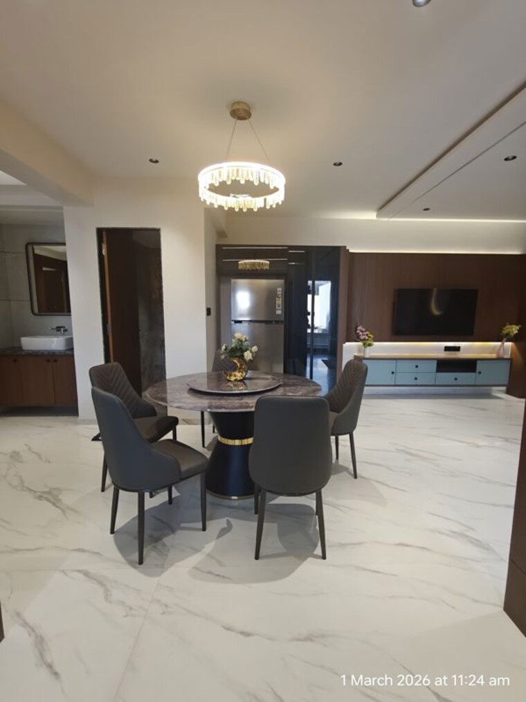 Gym, adajan 3 Bedroom 2117 Sq.Ft. Apartment In Adajan Surat 10163908