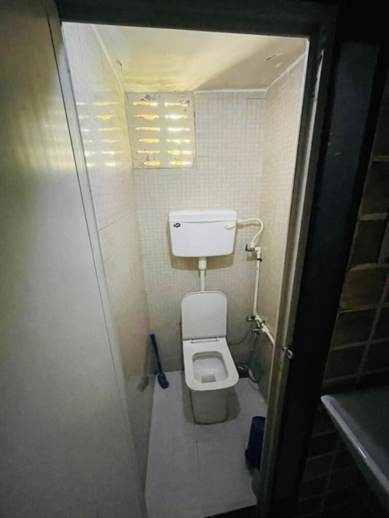 Bathroom, vejalpur 1 Bedroom 900 Sq.Ft. Apartment In Vejalpur Ahmedabad 10163917