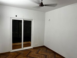 Room in 2 BHK Apartment at ACE Parkway, Sector 150 – for Rent