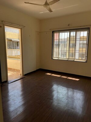 Room in 3 BHK Apartment at DSK Gandhakosh, Baner – for Rent