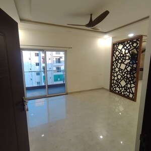 Room in 2 BHK Apartment at New Manish Nagar – for Rent