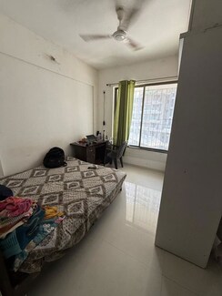 3 BHK Apartment For Rent in Icon Riviera Phase III