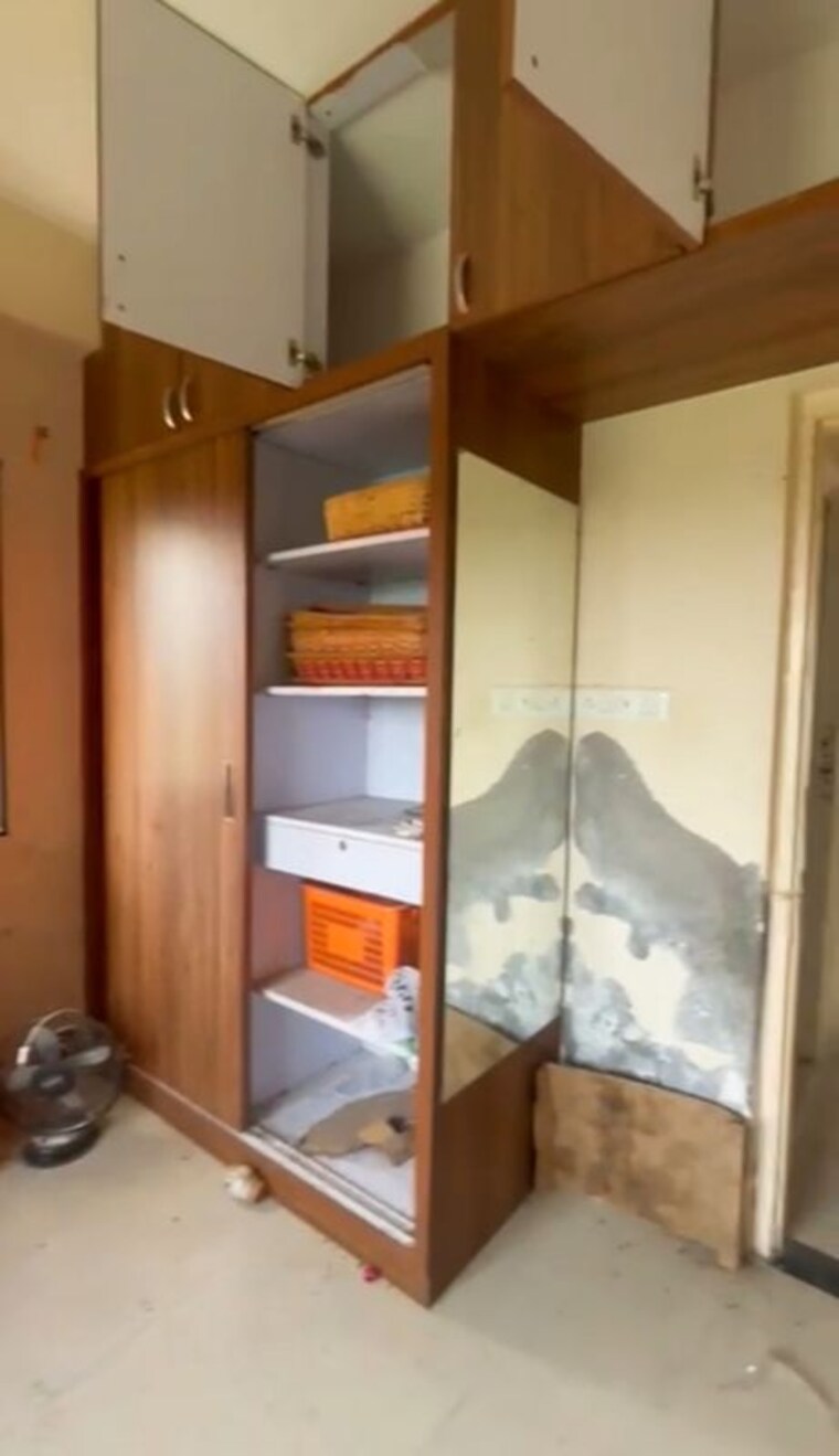 Room, chandkheda 2 Bedroom 990 Sq.Ft. Apartment In Chandkheda Ahmedabad 9639530