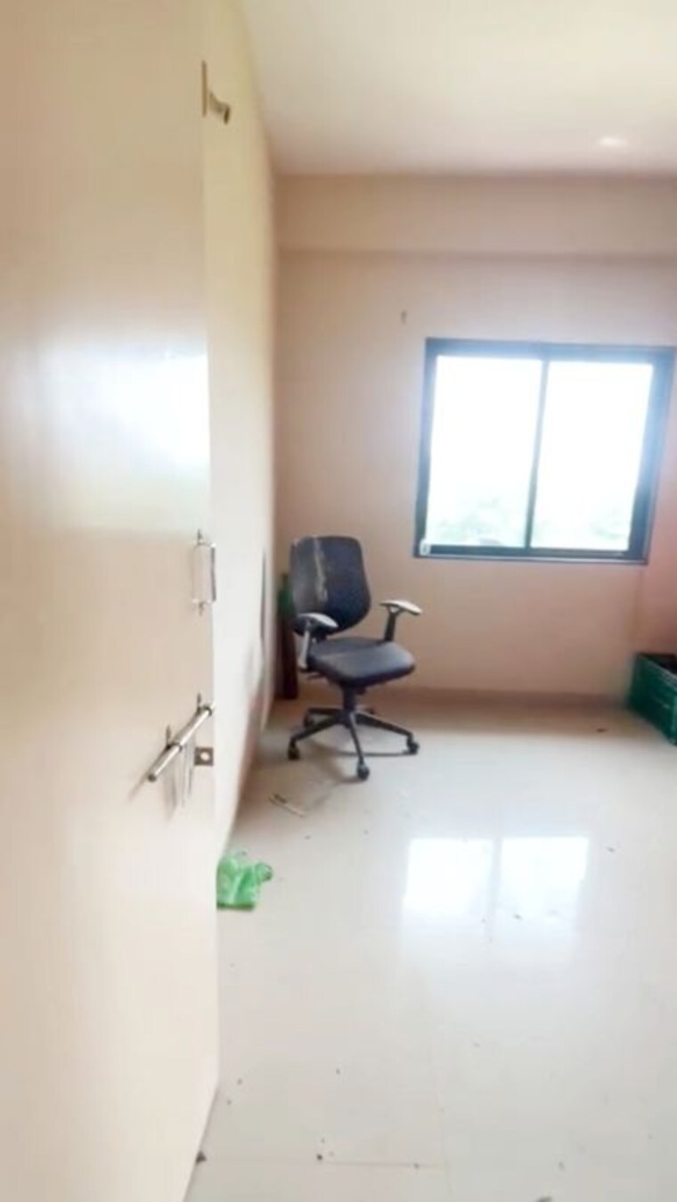 Room, chandkheda 2 Bedroom 990 Sq.Ft. Apartment In Chandkheda Ahmedabad 9639530