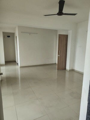 Room in 2 BHK Apartment at Mihan – for Rent
