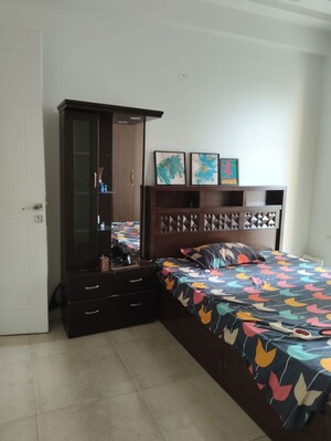 2 BHK Apartment For Rent in Antriksh Golf View, Sector 78