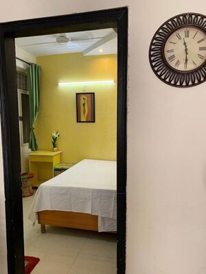 1 BHK Apartment For Rent in Nimbus The Hyde park, Sector 78