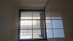 2 BHK Apartment For Rent in Dosti Eastern Bay