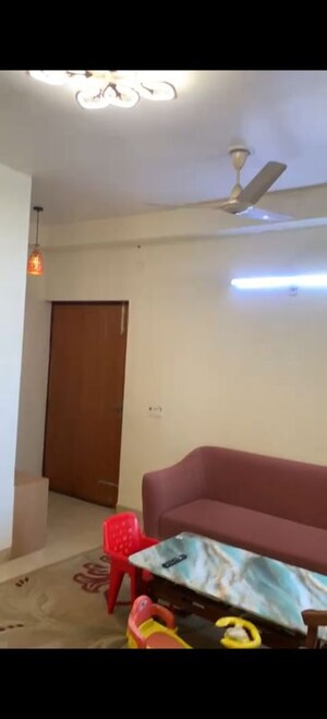 Furnished Amenities in 2.5 BHK Apartment at Amrapali Riverview, Amrapali Leisure Valley – for Rent