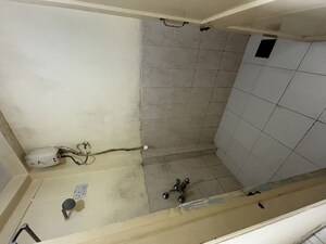 Bathroom in 1 BHK Apartment at Goregaon East – for Rent