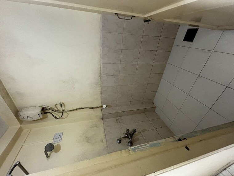Bathroom, goregaon east 1 Bedroom 435 Sq.Ft. Apartment In Goregaon East Mumbai 10164038