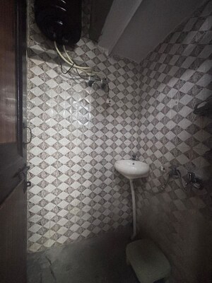 Bathroom in 2 BHK Builder Floor at Mukherjee Nagar – for Rent